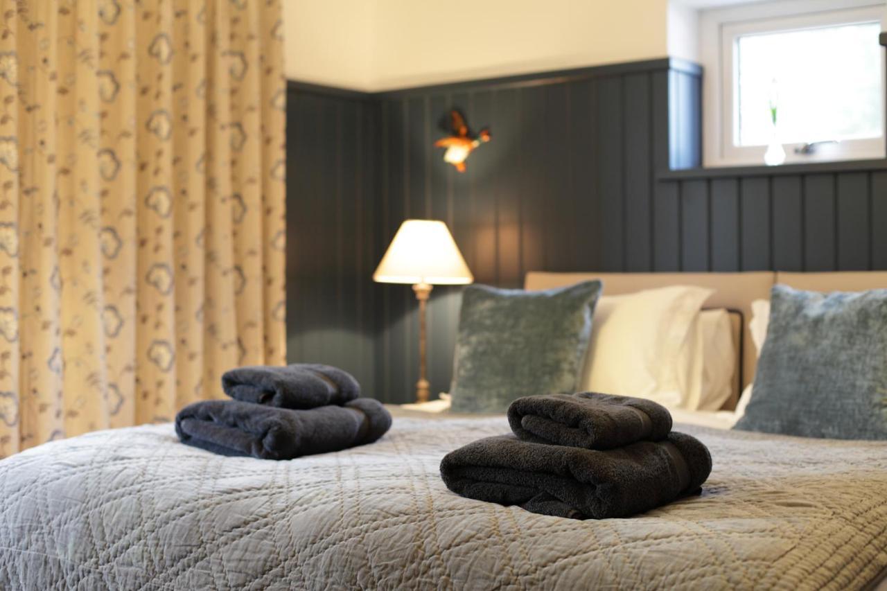 Cwmbach Lodge Luxury B&B Glasbury ภายนอก รูปภาพ